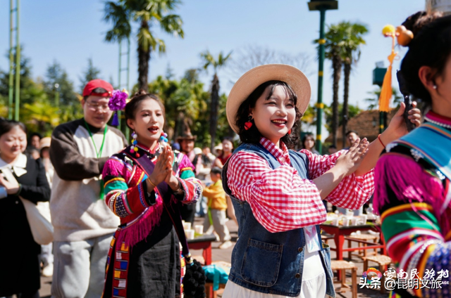 年味续档！云南民族村新春狂欢加时赛，弦子舞+目瑙纵歌体验