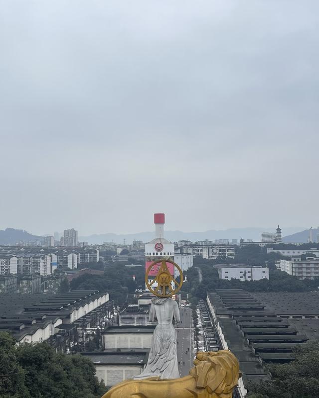 我是北京人，在宜宾待了五天，憋不住说说这4个直观感受。