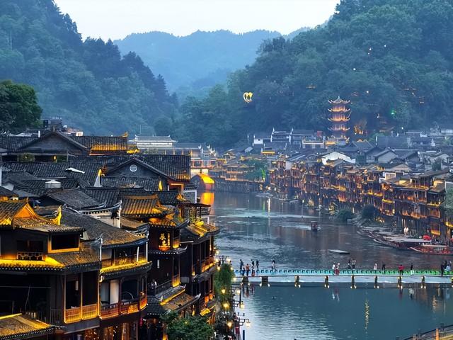 适合一个人去散心的8个目的地，累了就出去走走吧