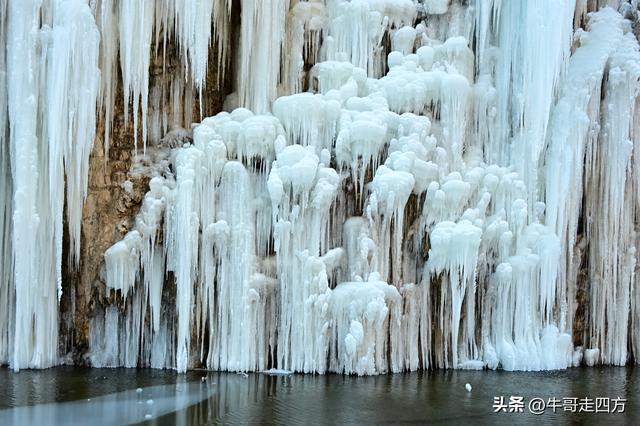 虎峪冰瀑：山谷里的冬日秘境、现实版的冰雪奇缘