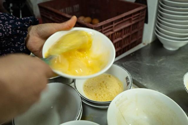 1元的包子，4块钱的蒸饺，这座城给人的幸福感怎么能这么高啊！