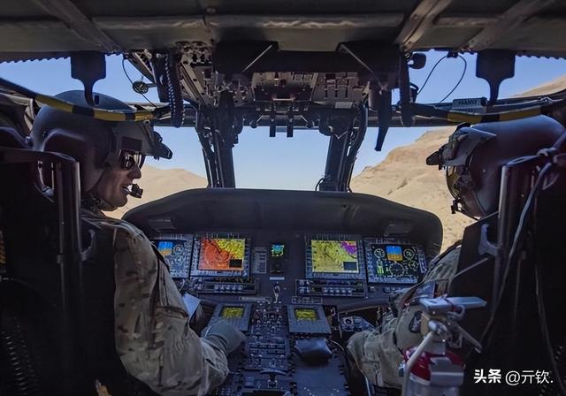 15美元旋钮卖4.7万！美军部长摊牌，议员忙套现，万亿军费被瓜分