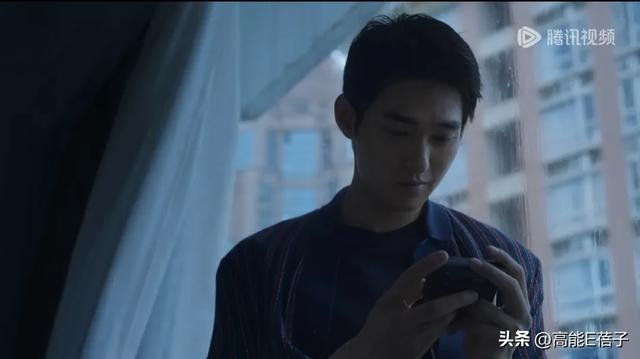 热剧锐评：看顾漫玛丽苏、郭京飞“魔幻东北”，还是央视命题作文