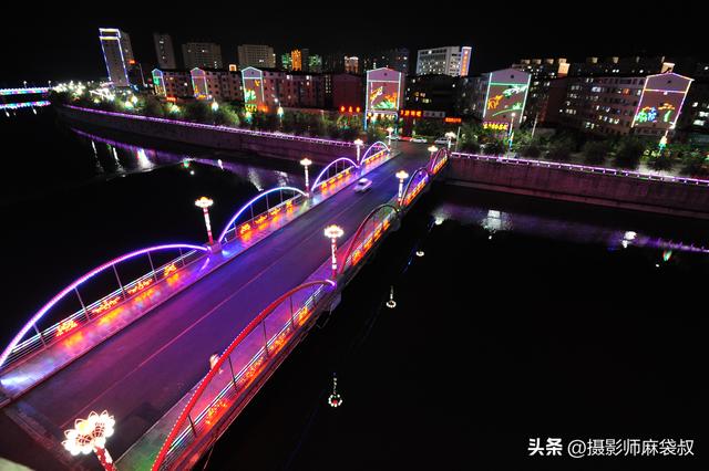 边陲小城临江： 四保临江发生地 与朝鲜隔江而望 肉眼可见对面的军营