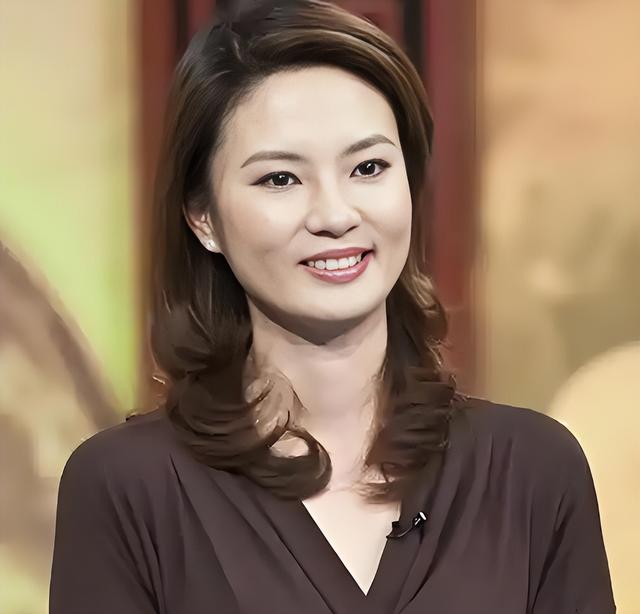 央视最惨女主持，男友被判死缓，丈夫惨死狱中，如今48岁孑然一身