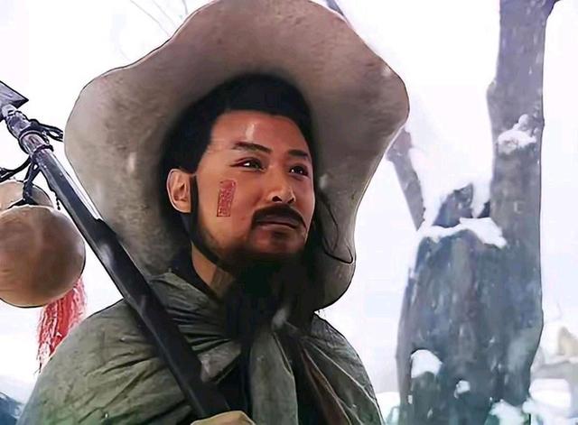 怪不得宋江必须要死	，你看梁山“三位女将”的名字连起来是啥