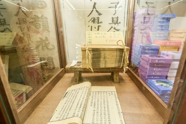 昆明东方书店，看一部隐藏的中国文人史，昆明必去的文化打卡地标