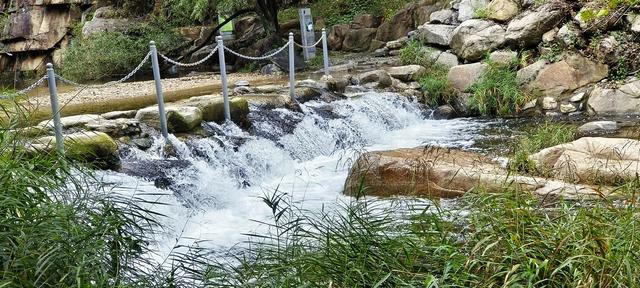 泰山彩石溪：好一处山水画廊