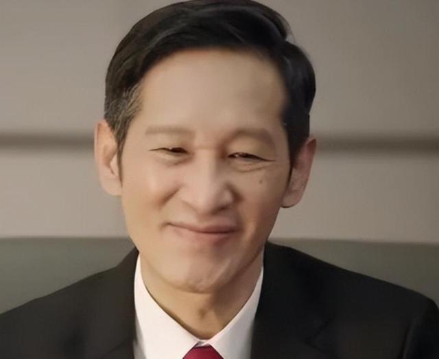 他是国家一级演员，至今无儿无女无绯闻，如今58岁熬成演技天花板