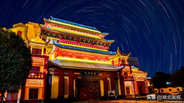 【知音湖北】烟花、战袍、光影魔法，一键解锁朋友圈新皮肤！（湖北夜游指南三）