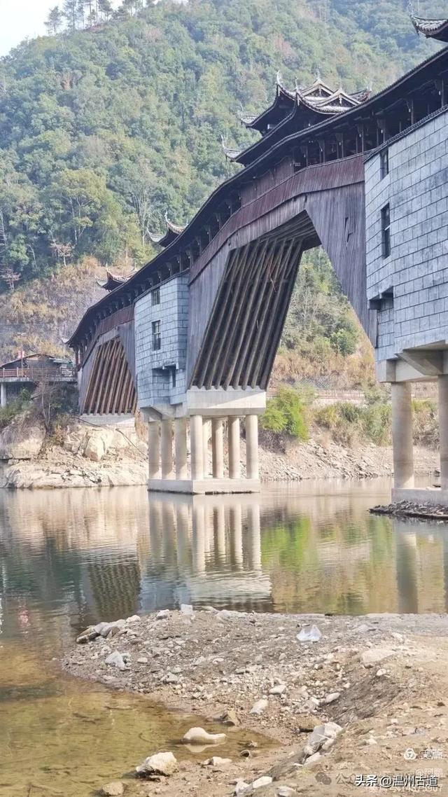 两毁两建，三廊相连，这座全国最长的木拱廊桥‌，就在温州！