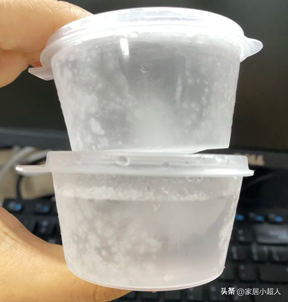 冻冰块，用啥模具啊！老妈分享7个自制冰块妙招，0成本搞定，真牛
