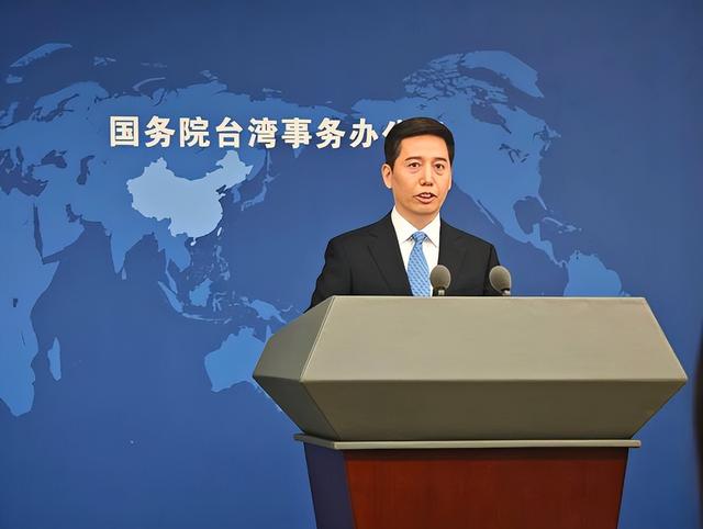 大陆一锤定音！两岸对话就一条件，郑丽文将赴陆	，马英九给出忠告