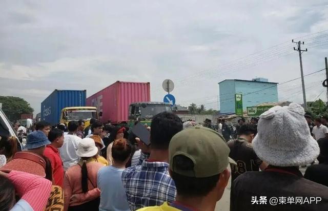 柬埔寨中资工厂新规引发大罢工