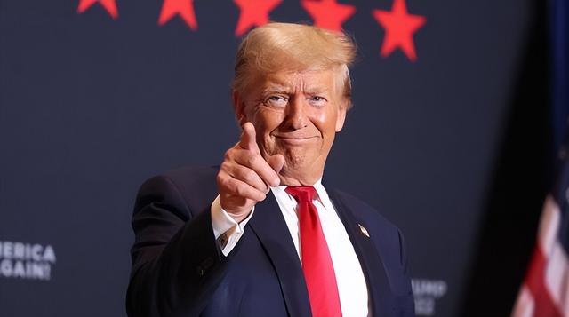 中俄上场	，马杜罗援手全部到位，还没打委内瑞拉，美司令先脱军装