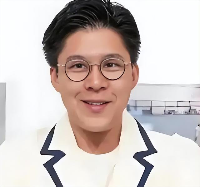 霍震霆没想到，被霍家寄予厚望的郭晶晶，竟栽了这么大一个跟头