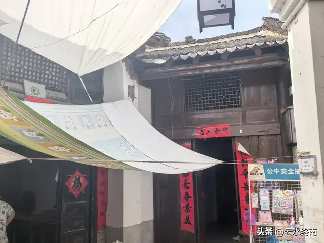 交通方便了游客却少了？这个陕南古镇从震撼到遗憾，出了什么问题