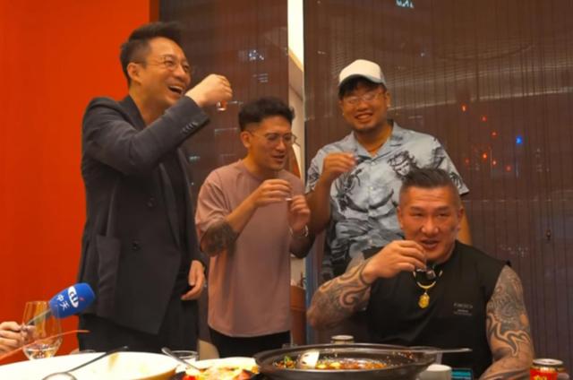 没想到，再婚半年的汪小菲，因台湾馆长的一番话，实现口碑暴增