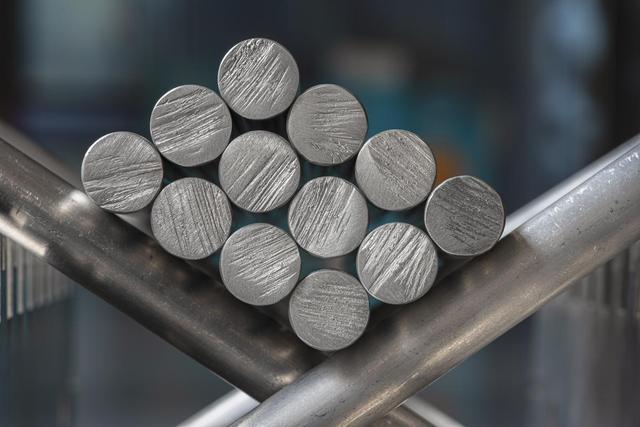 镓价飙升全球告急，中企打破技术壁垒，第4代半导体逆袭美欧军工