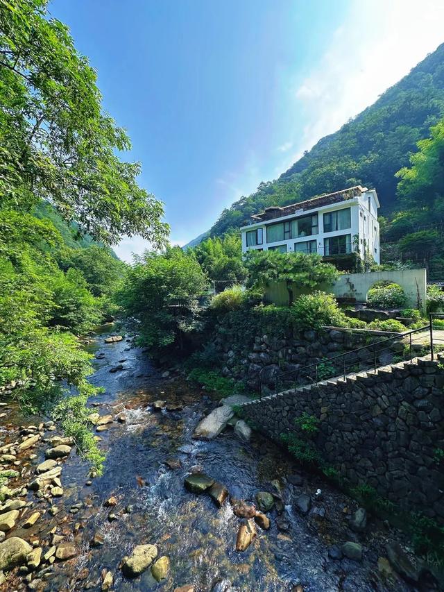住下来才是真临安！这七把钥匙，打开26℃的山水烟火！