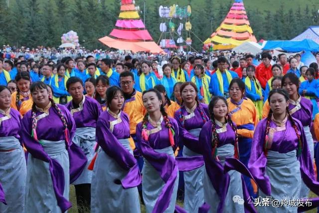 【相约九色甘南香巴拉】组图|跨越时光的羚城之约：祝福与未来的双向奔赴