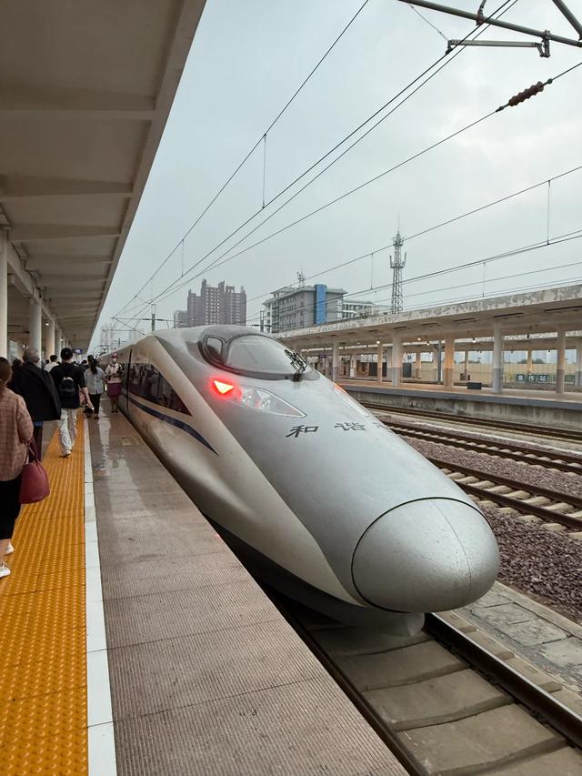 坐上高铁上北京