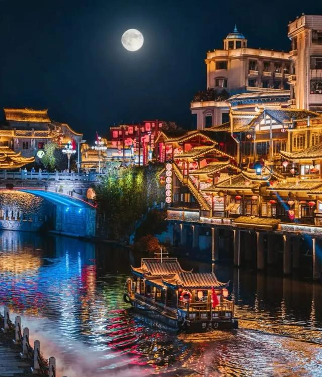 高铁直达！适合带父母慢游的6个历史古城，物价低，节奏慢！