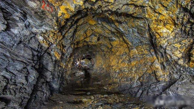 山东巨响震动全球！中国海底惊现“第二国库”，西方技术封锁失效