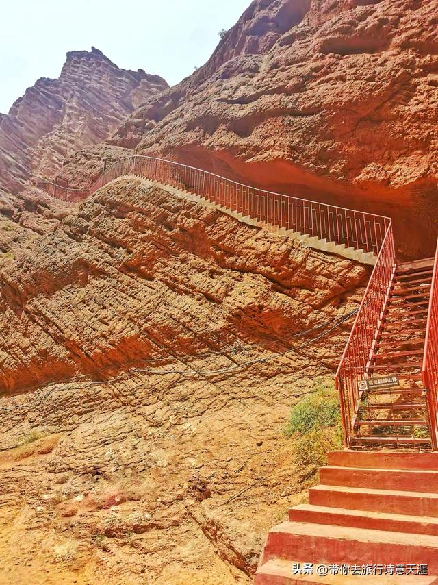 天山神秘大峡谷寻幽探秘