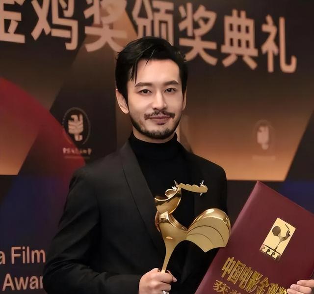 时隔三年，48岁的黄晓明再次官宣喜讯，成了杨颖高攀不起的存在