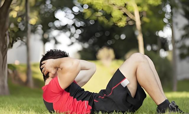 马上停止做这6种运动，做得越多，关节或越伤？医生给出明确答案