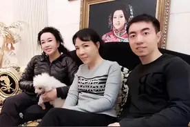 这一次，74岁被吃绝户的刘晓庆，给所有丁克家庭提了一个醒图片