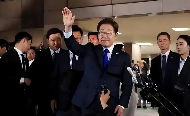 李在明抵达北京，不到24小时，对华称呼变了	，还去了一个特殊地方