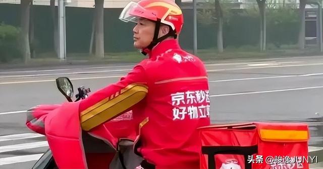 京东四连冠民企500强，刘强东的供应链打法为何能胜过阿里？