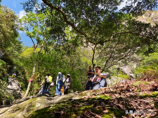 龙岩黄连盂徒步登山