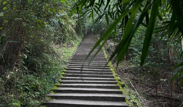 彭州这条“世界级”徒步线，走起！