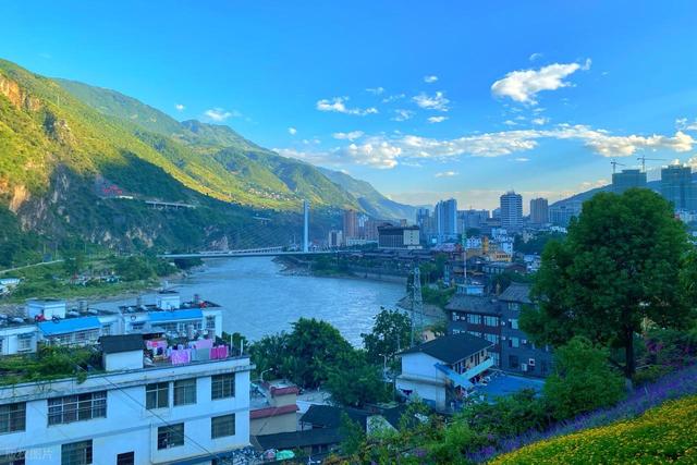 比西双版纳野性，比普洱仙气，最神秘的地方之一，99％的人错过了