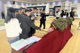 “食”地探访 守护“舌尖”安全暖人心！河南省“攻坚惠民生，豫见新食安”主题调研采访团走进鹤壁图片