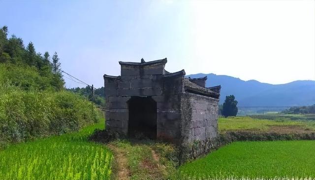 穿越百年！探访韶关5座小众古村，看围楼、石桥、古庙…美到忘记时间！