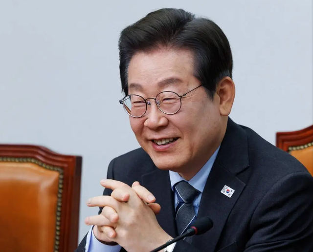 要不要首访中国，李在明考虑了整整十天，最后的决定并不让人意外