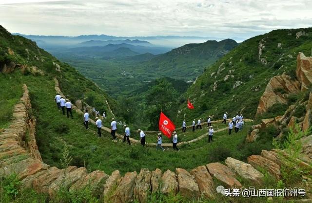 五台县三晋文化研究会重走小岭古道纪念抗战胜利80周年
