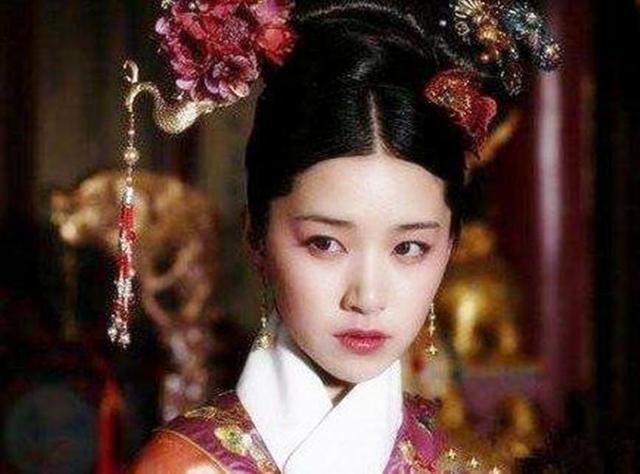 同治为何19岁就驾崩了？看看他的私生活，活到19岁都算高寿