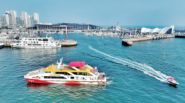 一座桥火了一片海：“意料之外，情理之中”