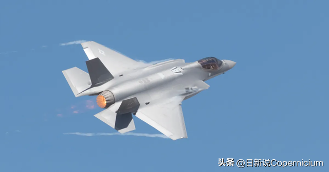 施压升级，美军战机怼到委内瑞拉家门口，特朗普：这次玩点新花样