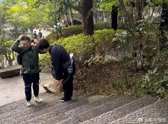 在杭州可以租用外骨骼爬山了