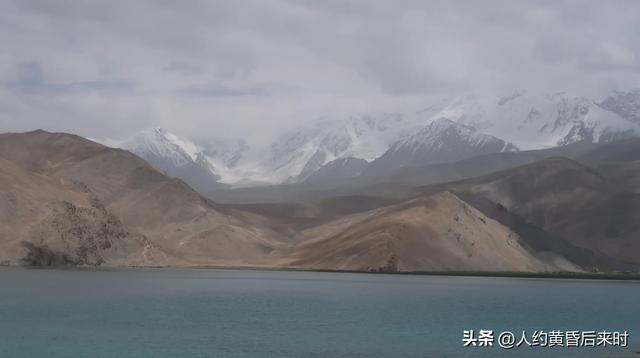 在喀什，留了一天去帕米尔。