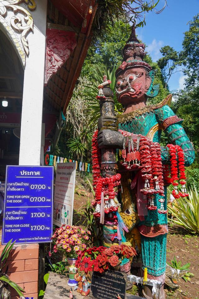 泰国清迈小众景点，清道岩洞，泰北最“野”的溶洞秘境