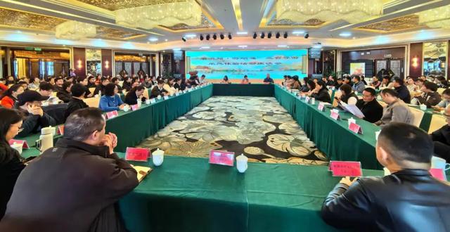 滇超燃动乌蒙 文旅踏春启幕——云贵川200名导游入昭“看滇超·游昭通”活动纪实