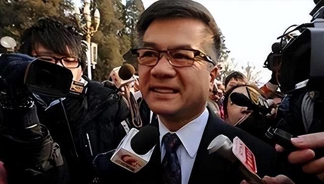 骆家辉警告中国，最好不要自主生产尖端芯片，这不是美国想看到的