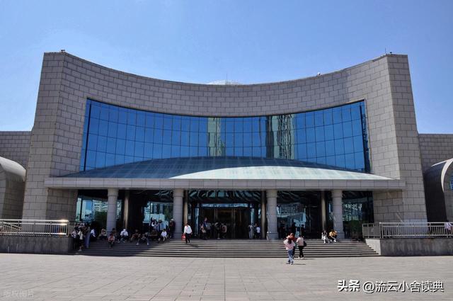 新疆乌鲁木齐博物馆展示的，河南南阳将军张雄，有何背景和故事？
